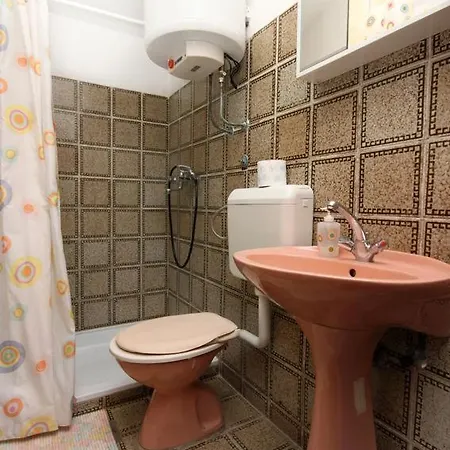 6732a Lägenhet Sućuraj